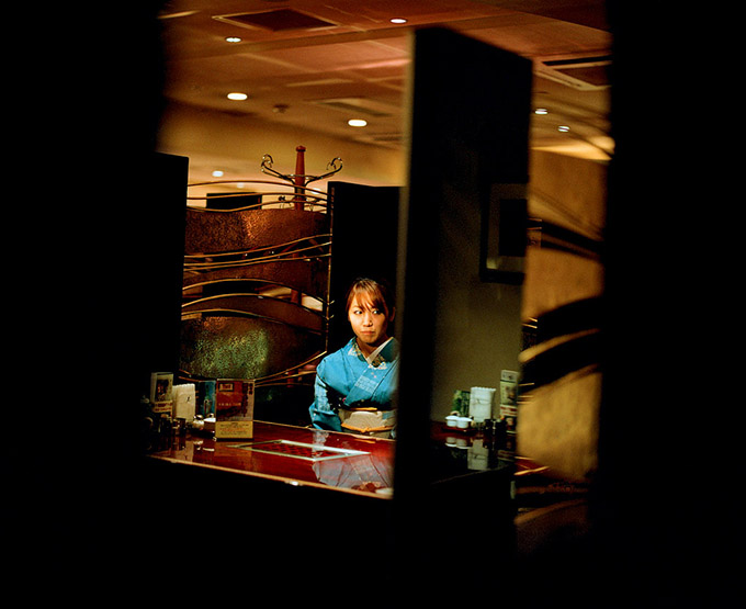 Eriko Uemura, Tokyo 2008     -   Colour Print, 82 x 100 cm, 5+2 AP, framed