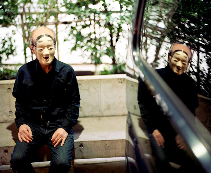 Mr. Ito, Tokyo 2008   -   Colour Print, 82 x 100 cm, 5+2 AP, framed