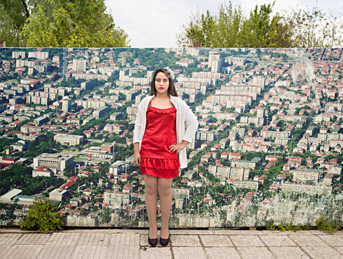 The bartered bride #2, Archival Pigment Print, 111 x 144 cm, 5+2 AP, framed