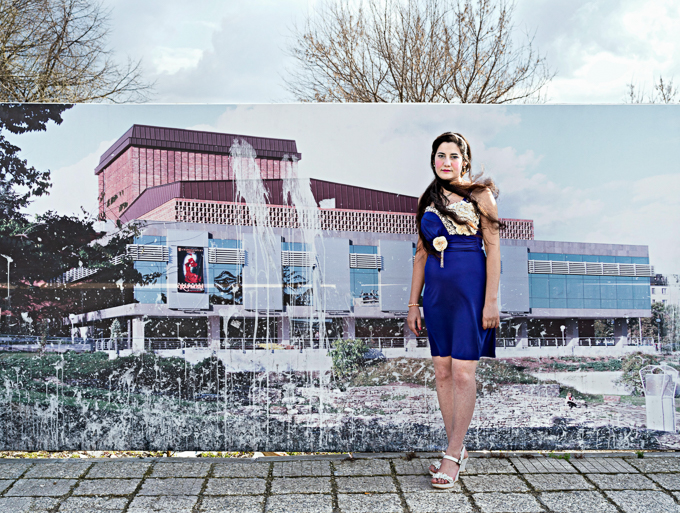 The bartered bride #7, Archival Pigment Print, 111 x 144 cm, 5+2 AP, framed